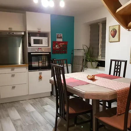 Domaine Au Gres Des Pierres Nyaraló